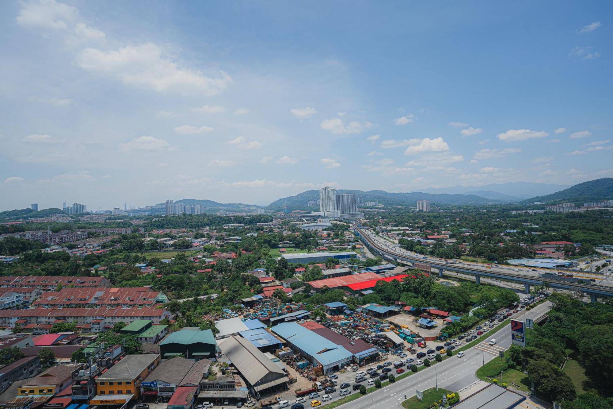 Louis Homestay At Netizen Residence Soho Cheras Exterior photo